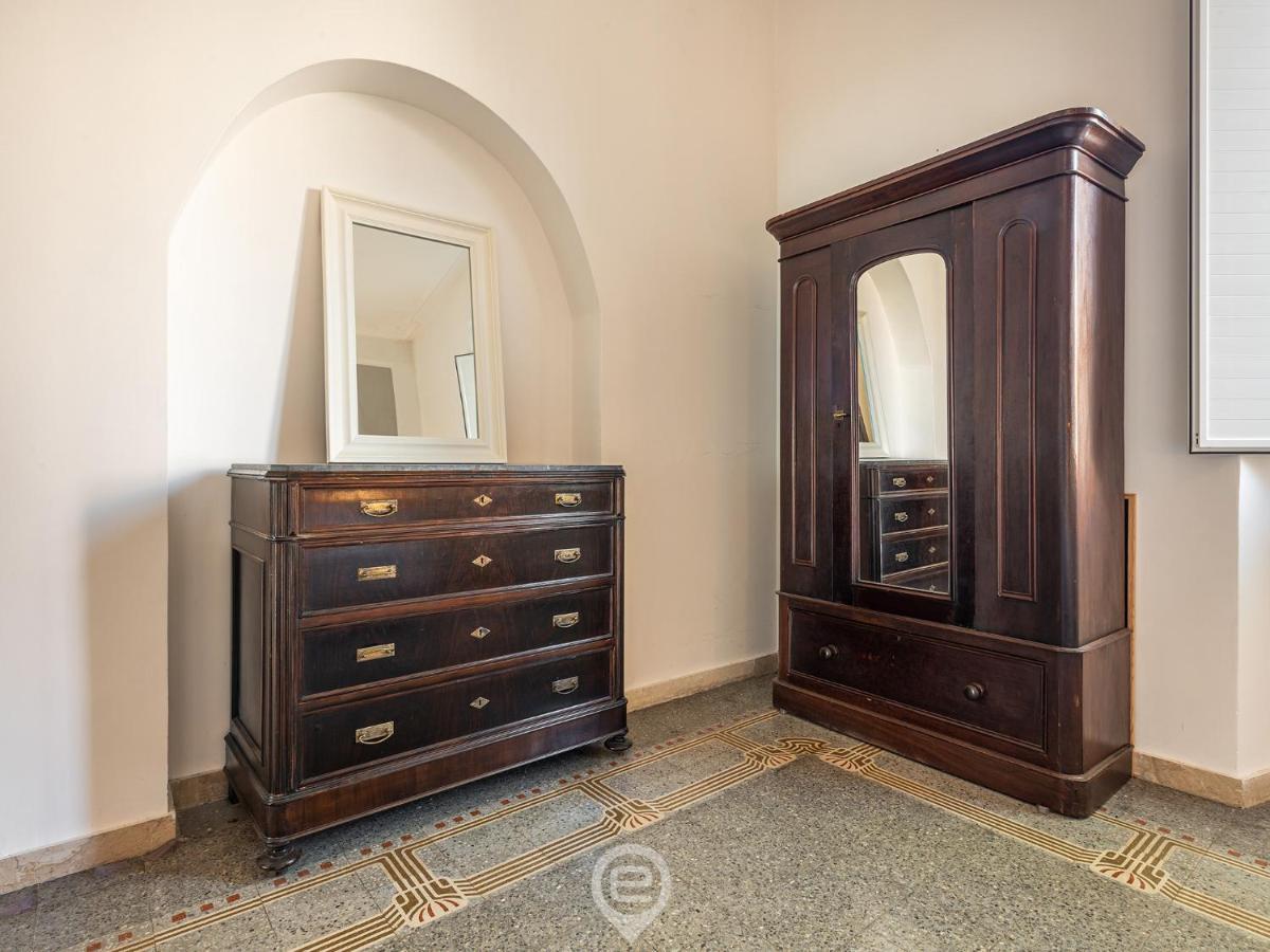 Mirabel - Wonderful Flat In Center Apartamento Cagliari